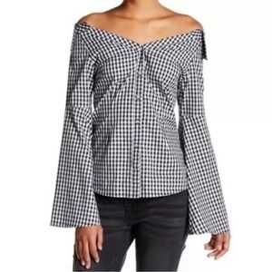NWT Romeo & Juliet Couture shoulder baring gingham bell sleeve top M